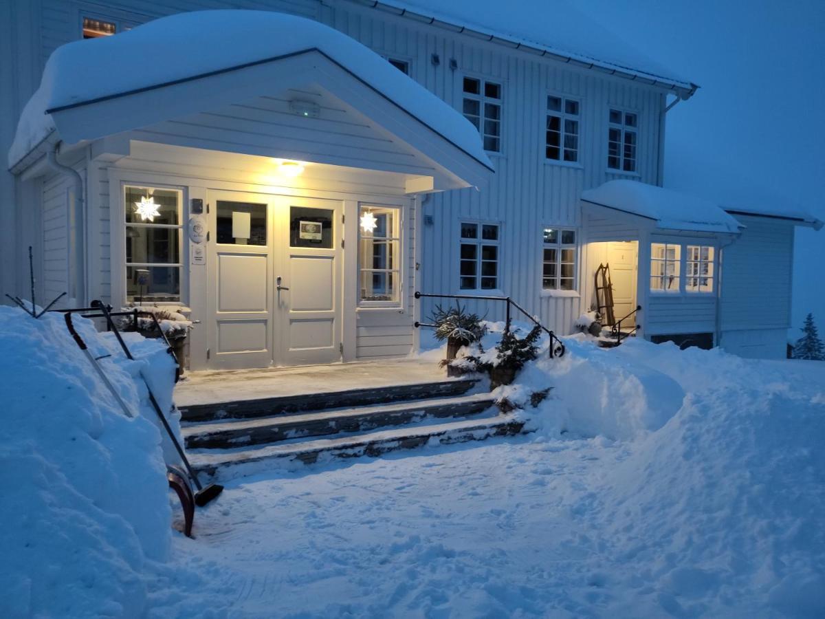 Granum Gard Hotel Fluberg Exterior photo